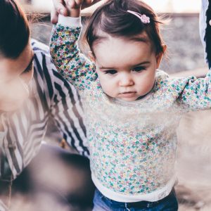 Quelles tenues choisir pour la stabilité de bébé ?