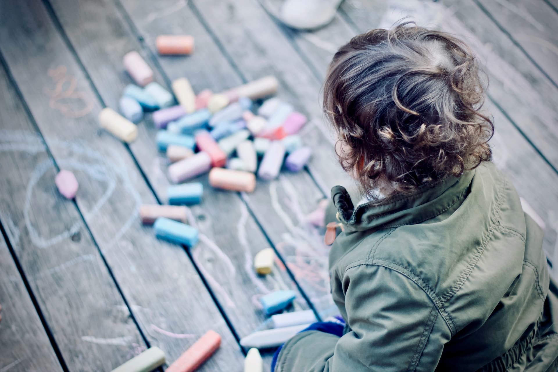 Comment occuper un enfant avec un plâtre ou un bandage ?