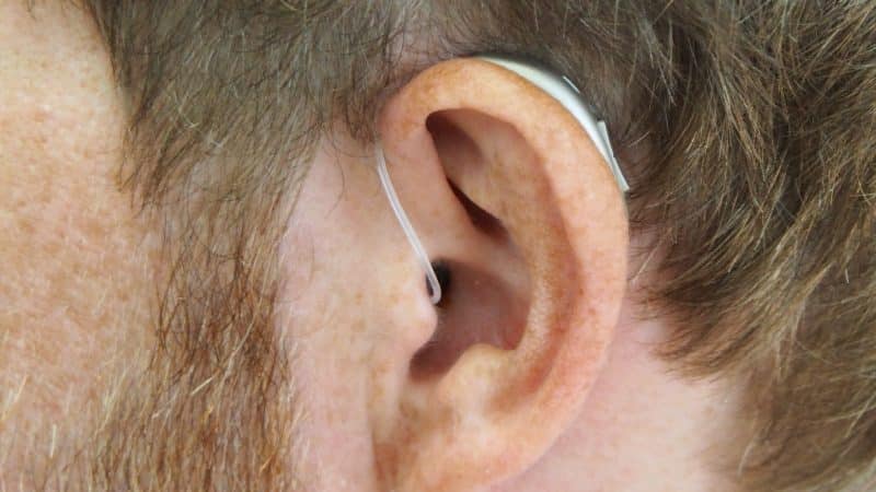 Mon enfant se plaint d’avoir mal à l’oreille, que faire ?